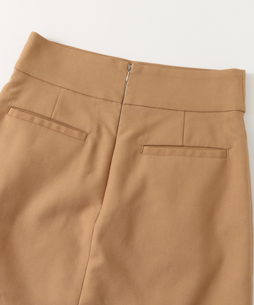 URBAN RESEARCH ROSSO WOMEN（アーバンリサーチ　ロッソ）の「ベルト付きタイトスカート（スカート・レディース・ベージュ/ブラック・36/38）」の18枚目の写真