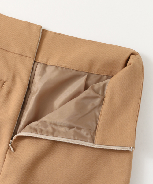 URBAN RESEARCH ROSSO WOMEN（アーバンリサーチ　ロッソ）の「ベルト付きタイトスカート（スカート・レディース・ベージュ/ブラック・36/38）」の3枚目の写真