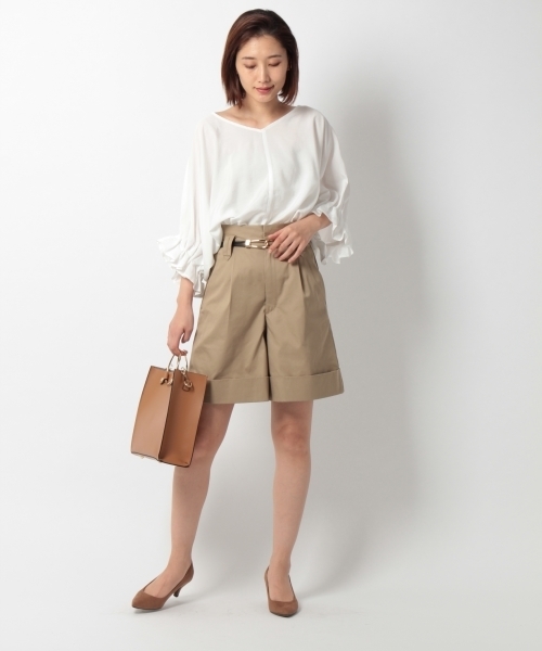 laboratory work（ラボラトリーワーク）の「ショートターンナップパンツ（その他パンツ・レディース・ベージュ/ネイビー/ナチュラル・MEDIUM）」の5枚目の写真