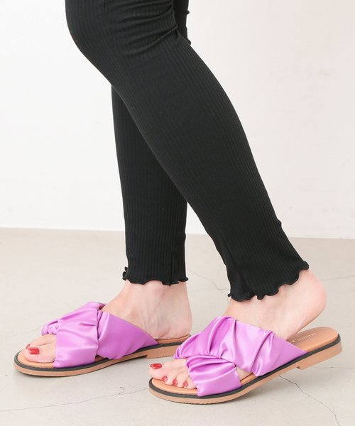 RAY CASSIN（レイカズン）の「ＹＩＬ　裾メロウリブレギンス（レギンス/スパッツ・レディース・ブラック/杢グレー/キナリ・FREE）」の3枚目の写真