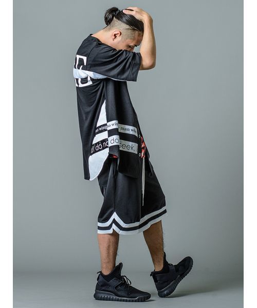 BLACK　EVOLUTION（ブラックエボリューション）の「BIGシルエット　ベースボールシャツ　ビッグシルエットTシャツ　ユニセックス（Tシャツ/カットソー・メンズ・ホワイト/ブラック・MEDIUM/LARGE/X-LARGE）」の7枚目の写真