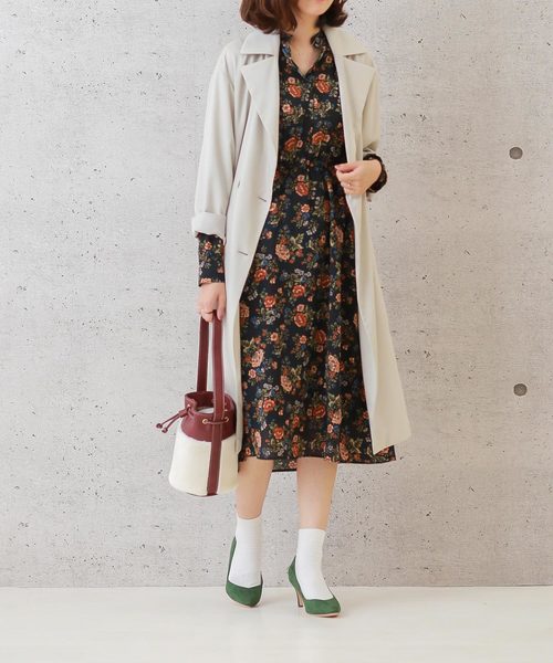 menue（メヌエ）の「華奢魅せ Vカット ハイヒール ポインテッドトゥ 美脚パンプス（パンプス・レディース・マジェンタ/ブラック系その他2/レッド/ブラック系その他/その他/ベージュ系その他/ブルー/マスタード/ブラック/チェック/グレイッシュベージュ/グリーン・25.5cm/25cm/22.5cm/22cm/23.5cm/24.5cm/24cm/26.0cm/26.5cm/21.5cm/23cm）」の15枚目の写真