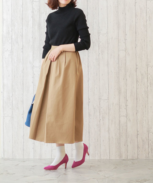 menue（メヌエ）の「華奢魅せ Vカット ハイヒール ポインテッドトゥ 美脚パンプス（パンプス・レディース・マジェンタ/ブラック系その他2/レッド/ブラック系その他/その他/ベージュ系その他/ブルー/マスタード/ブラック/チェック/グレイッシュベージュ/グリーン・25.5cm/25cm/22.5cm/22cm/23.5cm/24.5cm/24cm/26.0cm/26.5cm/21.5cm/23cm）」の19枚目の写真