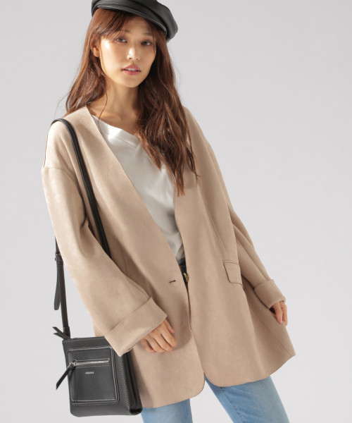 BAYFLOW(ベイフロー)の「ダンボールスエードジャケット(ノーカラージャケット・レディース・ベージュ/その他1・SMALL/MEDIUM)」の2枚目の写真