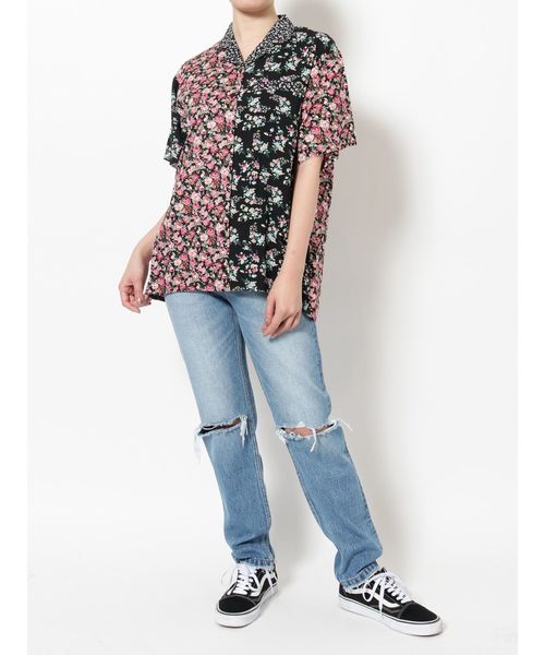 jouetie（ジュエティ）の「クレイジーパターンオーバーシャツ（シャツ/ブラウス・レディース・ブラック/レッド/ピンク・MEDIUM）」の4枚目の写真