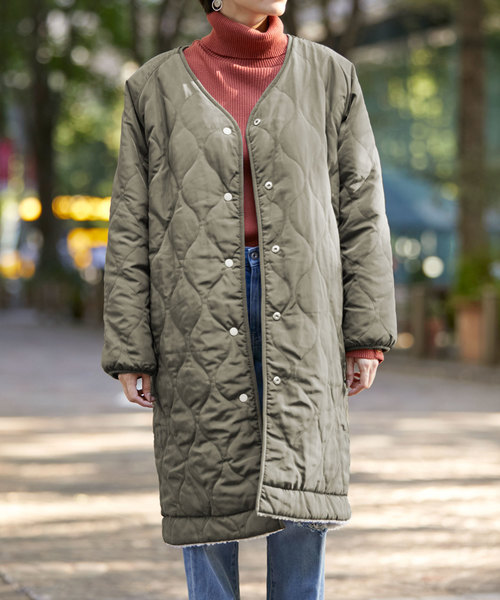 Chaco closet（チャコ クローゼット）の「ボアフリース×キルティング リバーシブルノーカラーロングコート（ノーカラーコート・レディース・ブラック/アイボリー/ライトオリーブ/ダークベージュ/テラコッタ・FREE）」の21枚目の写真