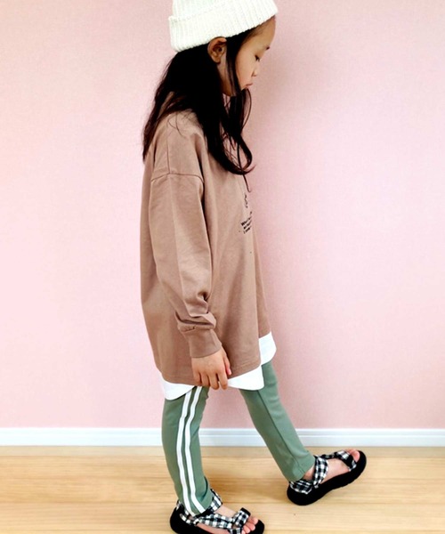 THE CASUAL（カジュアル）の「ラインストレッチスムーススキニーパンツ キッズ ベビー（その他パンツ・キッズ・ブラック/ベージュ/ネイビー/ブラウン/レッド/カーキ/ブラック系その他/杢グレー/グレー系その他/グレー系その他2/チャコール/ブラウン系その他/ベージュ系その他/グリーン系その他/ブルー/ブルー系その他/ブルー系その他2/ピンク/ピンク系その他/レッド系その他・90/100/110/120/80/130/95/140/150/160）」の11枚目の写真