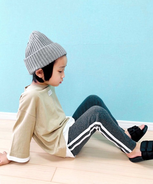 THE CASUAL（カジュアル）の「ラインストレッチスムーススキニーパンツ キッズ ベビー（その他パンツ・キッズ・ブラック/ベージュ/ネイビー/ブラウン/レッド/カーキ/ブラック系その他/杢グレー/グレー系その他/グレー系その他2/チャコール/ブラウン系その他/ベージュ系その他/グリーン系その他/ブルー/ブルー系その他/ブルー系その他2/ピンク/ピンク系その他/レッド系その他・90/100/110/120/80/130/95/140/150/160）」の6枚目の写真