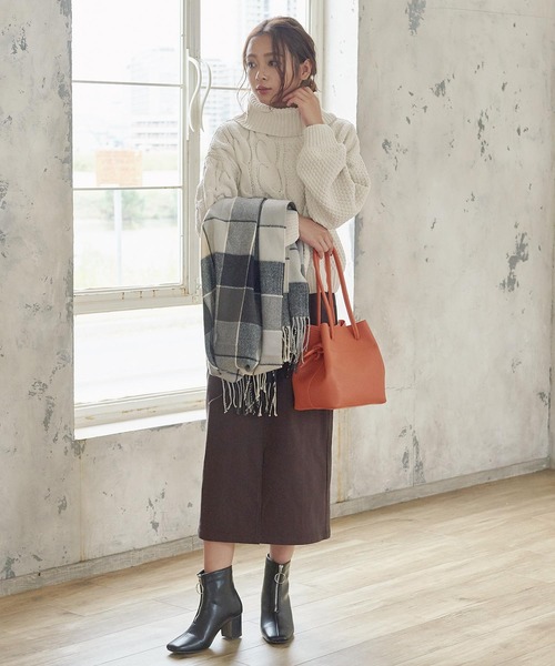 KOBE LETTUCE（コウベレタス）の「フロントジップスクエアトゥショートブーツ（ブーツ・レディース・ホワイト系その他/ダークブラウン/モカ/ブラック・S/M/L/LL）」の13枚目の写真