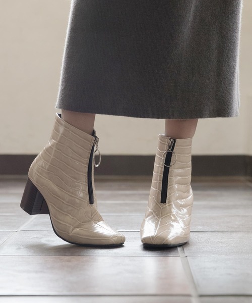 KOBE LETTUCE（コウベレタス）の「フロントジップスクエアトゥショートブーツ（ブーツ・レディース・ホワイト系その他/ダークブラウン/モカ/ブラック・S/M/L/LL）」の6枚目の写真