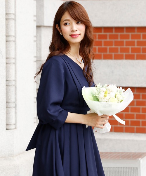 PourVous(プールヴー)の「結婚式 ワンピースドレス ミモレ丈 と 袖あり タック スリーブ フィッシュテール 大きいサイズ フォーマル オケージョンドレス お呼ばれ 二次会 成人式 (ドレス・レディース・ピンクベージュ/イエロー/ネイビー・M/L/XL/4L/S/XXL)」の20枚目の写真