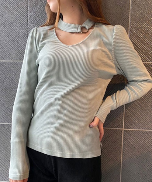 one way(ワンウェイ)の「リングチョーカーパワショルトップス(Tシャツ/カットソー・レディース・ブラック/ベージュ/ライトグリーン/ホワイト・M)」の4枚目の写真
