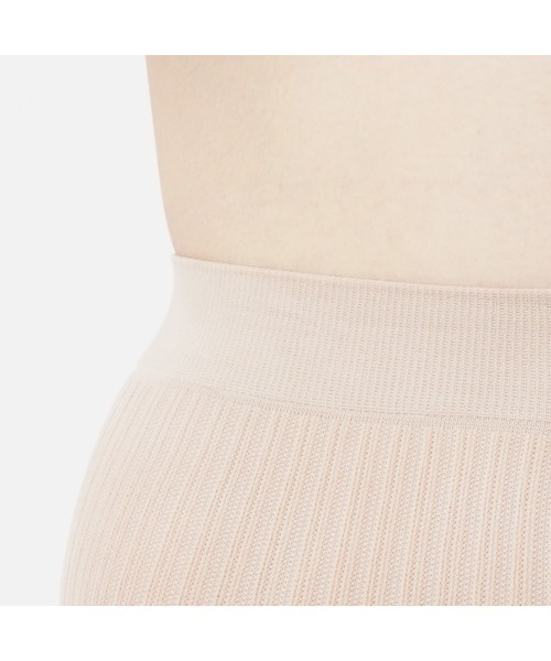 Tuche（トゥシェ）の「【Tuche（トゥシェ）】リブ裾メロウ　レギンス　13分丈（レギンス/スパッツ・レディース・ブラウン系その他/ピンクベージュ・M～Ｌ）」の5枚目の写真