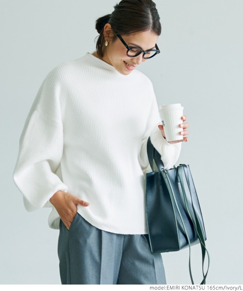 coca（coca）（コカ）の「＼新色登場／袖ボリュームニットトップス（ニット/セーター・レディース・ネイビー/グリーン/グレー/ベージュ/パープル/エメラルド/ダークグリーン/ブルー/ブラック/アイボリー/オレンジ/ピンク/ライトピンク/カーキ/ダークベージュ・ONE SIZE/L/M）」の16枚目の写真