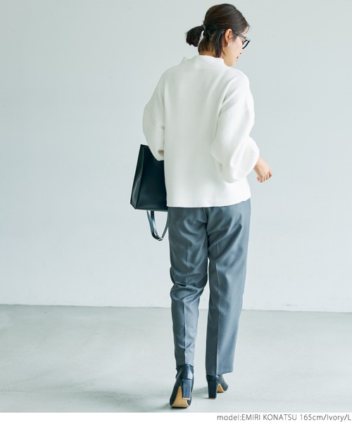 coca（coca）（コカ）の「＼新色登場／袖ボリュームニットトップス（ニット/セーター・レディース・ネイビー/グリーン/グレー/ベージュ/パープル/エメラルド/ダークグリーン/ブルー/ブラック/アイボリー/オレンジ/ピンク/ライトピンク/カーキ/ダークベージュ・ONE SIZE/L/M）」の18枚目の写真