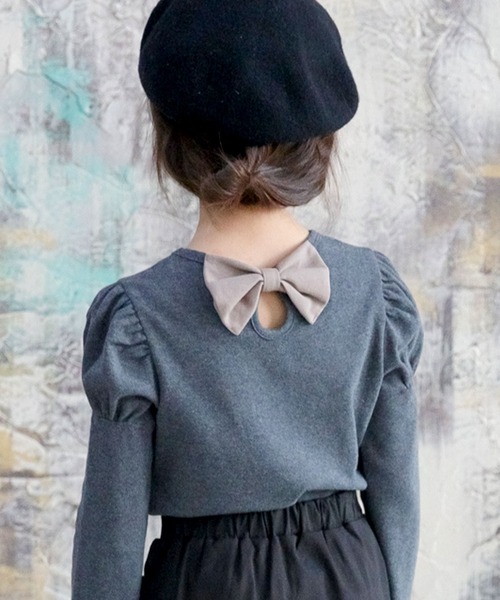 Bee des Bee（ビーデスビー）の「長袖トップス（シャツ/ブラウス・キッズ・ネイビー/ピンク系その他/ベビーピンク/ピンク/杢グレー/ダークブラウン/チョコ/アッシュブラウン/ブラウン系その他/カーキ/ベージュ/ブラウン/ラベンダー/ライトブルー/キャメル/ライトベージュ/ピンク系その他2・150cm/120cm/100cm/140cm/130cm/90cm/110cm）」の2枚目の写真