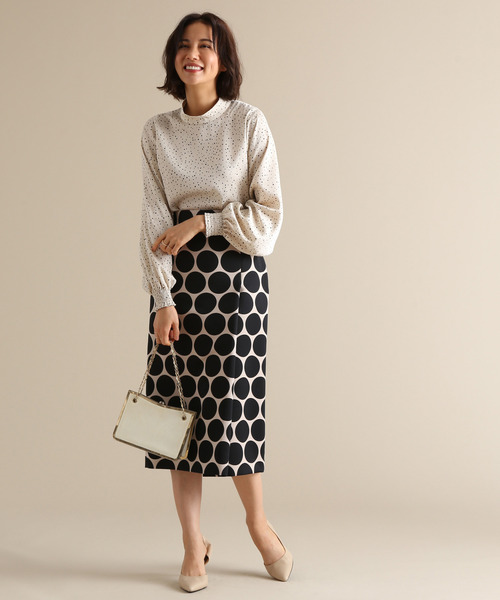 Tiara(ティアラ)の「ランダムピンドットハイネックブラウス(シャツ/ブラウス・レディース・アイボリー/ブラック/グレー・FREE)」の4枚目の写真