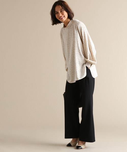 Tiara(ティアラ)の「ランダムピンドットハイネックブラウス(シャツ/ブラウス・レディース・アイボリー/ブラック/グレー・FREE)」の7枚目の写真