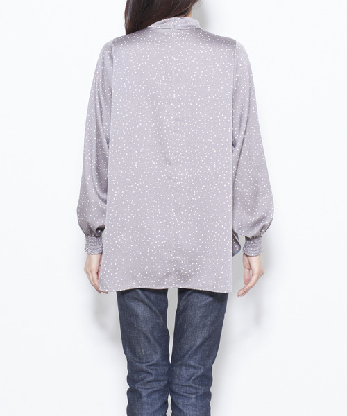 Tiara(ティアラ)の「ランダムピンドットハイネックブラウス(シャツ/ブラウス・レディース・アイボリー/ブラック/グレー・FREE)」の16枚目の写真