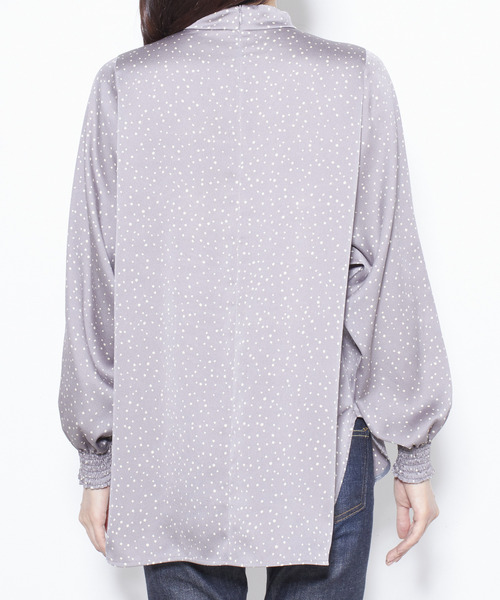 Tiara(ティアラ)の「ランダムピンドットハイネックブラウス(シャツ/ブラウス・レディース・アイボリー/ブラック/グレー・FREE)」の18枚目の写真