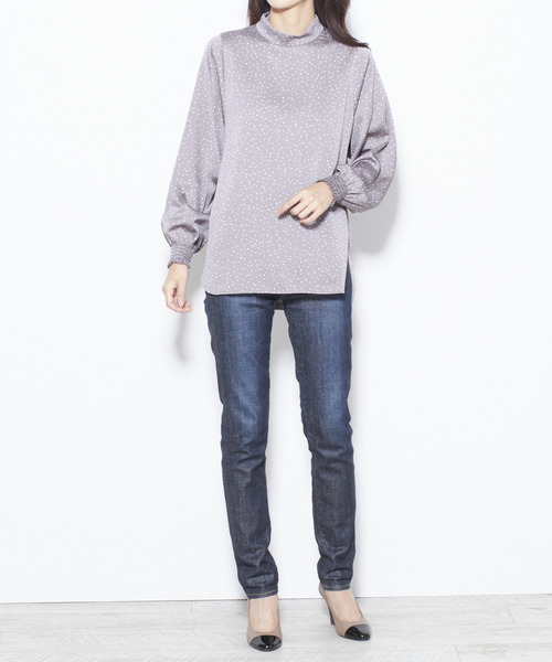 Tiara(ティアラ)の「ランダムピンドットハイネックブラウス(シャツ/ブラウス・レディース・アイボリー/ブラック/グレー・FREE)」の21枚目の写真