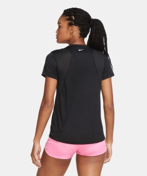 NIKE（ナイキ）の「ナイキ NIKE ウィメンズ アイコンクラッシュ ラン S/S GX（Tシャツ/カットソー・レディース・ブラック・S/M/L/XL）」の3枚目の写真