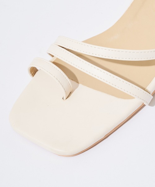 Chico(チコ)の「クリアヒールナローサンダル(サンダル・レディース・ブラック/シルバー/ゴールド/アイボリー・SMALL/MEDIUM/LARGE)」の22枚目の写真