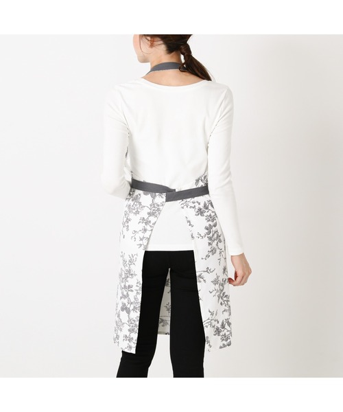 Francfranc（フランフラン）の「ボタニカル コットン フルエプロン グレー（エプロン・レディース・グレー・FREE）」の10枚目の写真