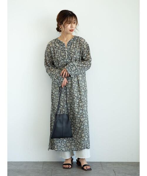 Green　Parks（グリーンパークス）の「フラワーパイピングサックワンピース＊（ワンピース・レディース・ブラック/グリーン/アイボリー・FREE）」の5枚目の写真