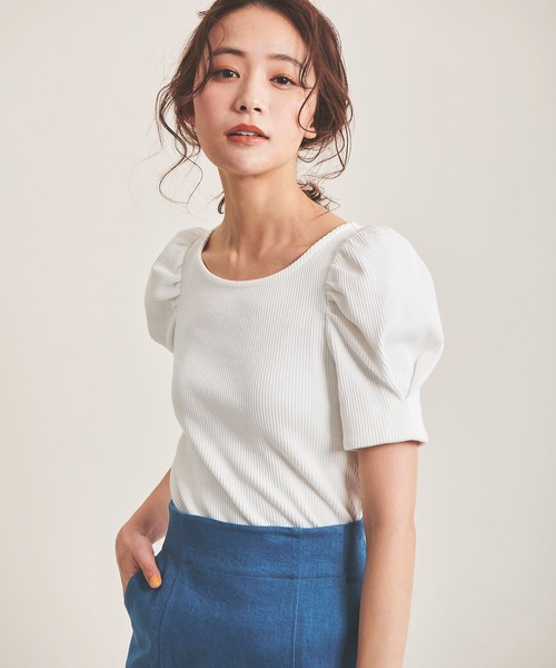 The Virgnia(ザ ヴァージニア)の「パフスリーブカットトップス(Tシャツ/カットソー・レディース・ブラック/オフホワイト・FREE)」の1枚目の写真