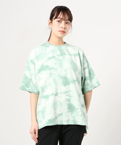 MANASTASH（マナスタッシュ）の「MANASTASH/マナスタッシュ　W-s TIEDYE LEAF LOGO ウィメンズタイダイリーフロゴ（Tシャツ/カットソー・レディース・ベージュ/ブラウン/グリーン・MEDIUM）」の3枚目の写真