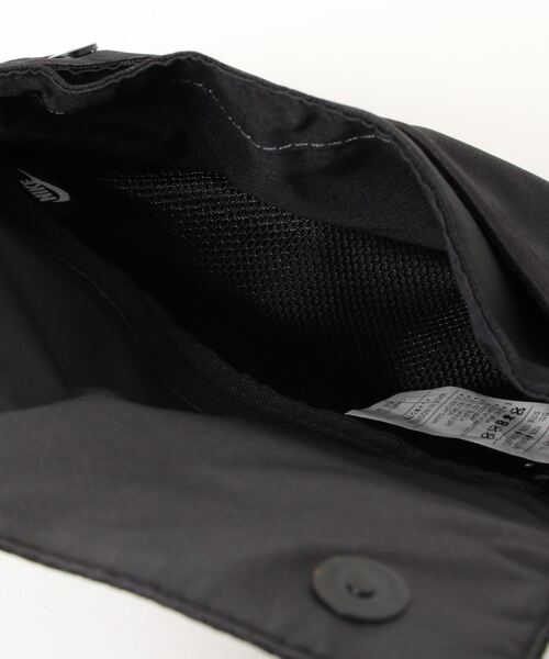 NIKE(ナイキ)の「【NIKE】ナイキ スポーツウェア レベル クロスボディバッグ ウィメンズ(ボディバッグ/ウエストポーチ・レディース・ブラック/ホワイト系その他7/ピンク系その他2/グレー系その他/ピンク・FREE)」の10枚目の写真