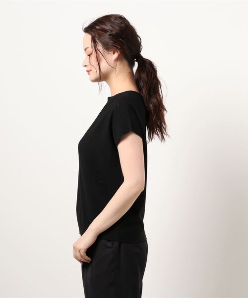 INED（イネド）の「ホールガーメント(R)ボトルネックフレンチニット《Cuoo》（ニット/セーター・レディース・ブラック/ベージュ/ブラウン/レッド系その他・9号）」の17枚目の写真