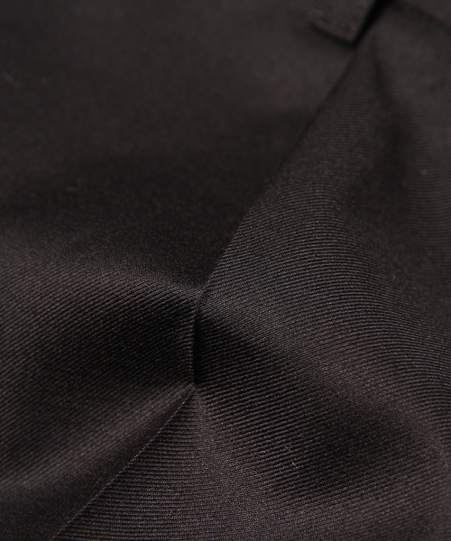 KariAng(カリアング)の「【14秋冬新作】無地テーパードパンツ(その他パンツ・レディース・ブラック系/黄土色系・MEDIUM/SMALL)」の3枚目の写真