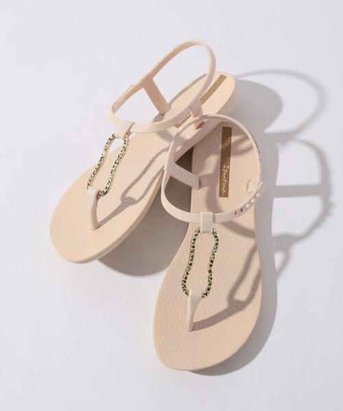 IPANEMA（イパネマ）の「＜Ipanema＞メタルモチーフ トングサンダル（サンダル・レディース・ブラック/ベージュ・23cm/24cm/24.5cm）」の2枚目の写真