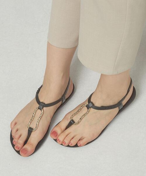 IPANEMA（イパネマ）の「＜Ipanema＞メタルモチーフ トングサンダル（サンダル・レディース・ブラック/ベージュ・23cm/24cm/24.5cm）」の9枚目の写真