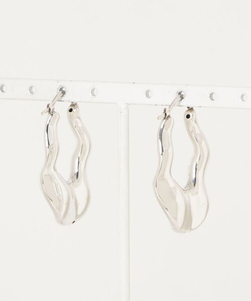 YArKA（ヤーカ）の「【YArKA/ヤーカ】silver925 more nuance U pierce[nui2]/モアニュアンスU型ピアス シルバー925（ピアス（両耳用）・レディース・シルバー・FREE）」の8枚目の写真