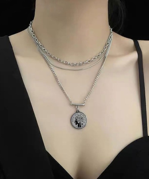 Ree&Mee（リーアンドミー）の「Ree＆Mee アンティーク 3連コイン ネックレス（ネックレス・メンズ・シルバー・FREE）」の9枚目の写真