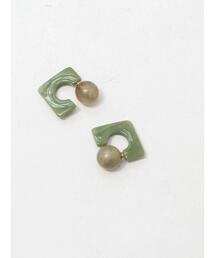 スクエア&ボールアクリルピアス