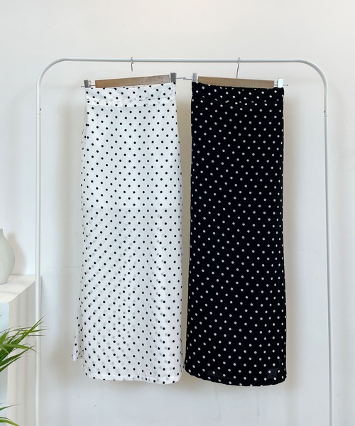 CEMONEMO（セモネモ）の「ドット マーメイド フレアスカート（スカート・レディース・ホワイト/ブラック・FREE）」の10枚目の写真