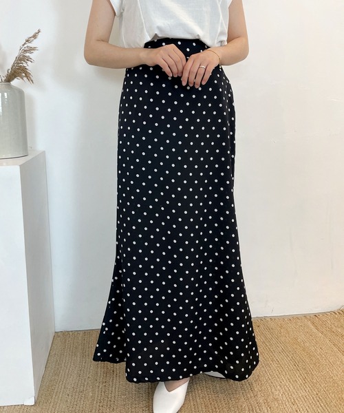 CEMONEMO（セモネモ）の「ドット マーメイド フレアスカート（スカート・レディース・ホワイト/ブラック・FREE）」の11枚目の写真