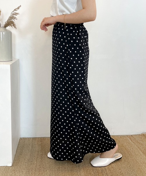 CEMONEMO（セモネモ）の「ドット マーメイド フレアスカート（スカート・レディース・ホワイト/ブラック・FREE）」の12枚目の写真