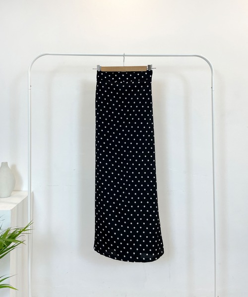 CEMONEMO（セモネモ）の「ドット マーメイド フレアスカート（スカート・レディース・ホワイト/ブラック・FREE）」の17枚目の写真