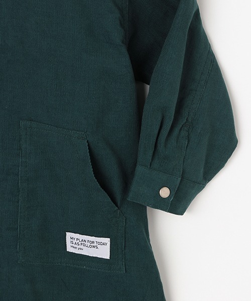 b・ROOM（ビールーム）の「コーデュロイシャツワンピース（シャツワンピース・キッズ・モスグリーン/サーモンピンク/グレー/ネイビー・130cm/100cm/110cm/120cm/90cm）」の11枚目の写真