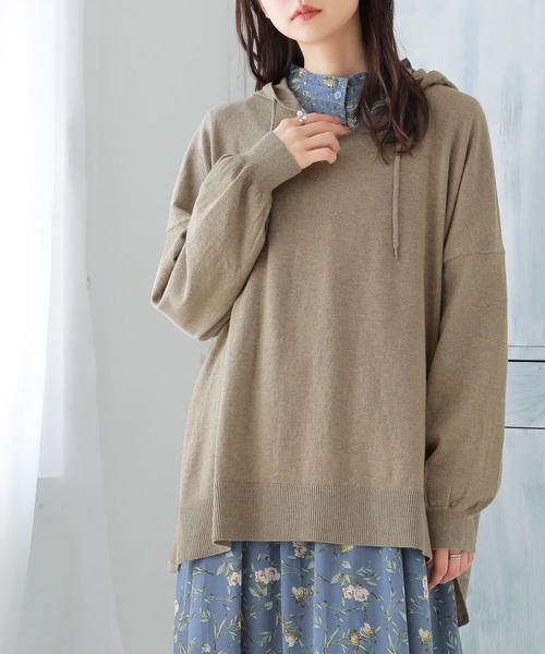 osharewalker（オシャレウォーカー）の「【廃盤】『フード付き綿ニットパーカー』（パーカー・レディース・チャコールグレー/ベージュ/ネイビー/ブラウン/グリーン/モカ/ブルーグリーン/ワイン/ブラック/ラベンダー・FREE）」の4枚目の写真