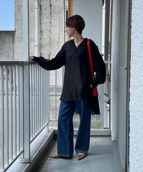 un dix cors（アンディコール）の「定番人気　イージーワイドデニムパンツ（デニムパンツ・レディース・ブルー/ネイビー・36/38）」の5枚目の写真