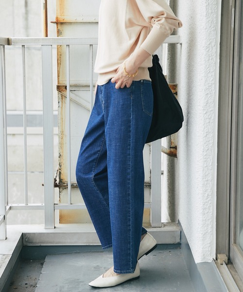 un dix cors（アンディコール）の「定番人気　イージーワイドデニムパンツ（デニムパンツ・レディース・ブルー/ネイビー・36/38）」の7枚目の写真