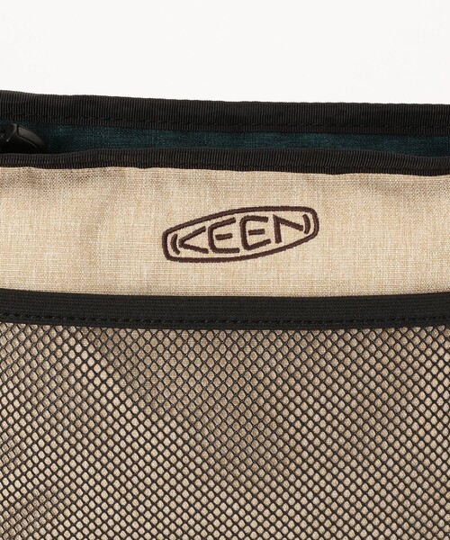 KEEN（キーン）の「KEEN/キーン HARVEST MATERIAL SACOCHE II/ハーベストマテリアルサコッシュ2（ボディバッグ/ウエストポーチ・メンズ・ブラック/ベージュ/パープル/ブルー・ﾌﾘ-）」の12枚目の写真