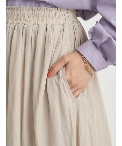 earth music&ecology（アースミュージックアンドエコロジー）の「サテンワイドパンツ ＊（その他パンツ・レディース・チャコールグレー/ダークブルー/ライトベージュ/テラコッタ・FREE）」の6枚目の写真