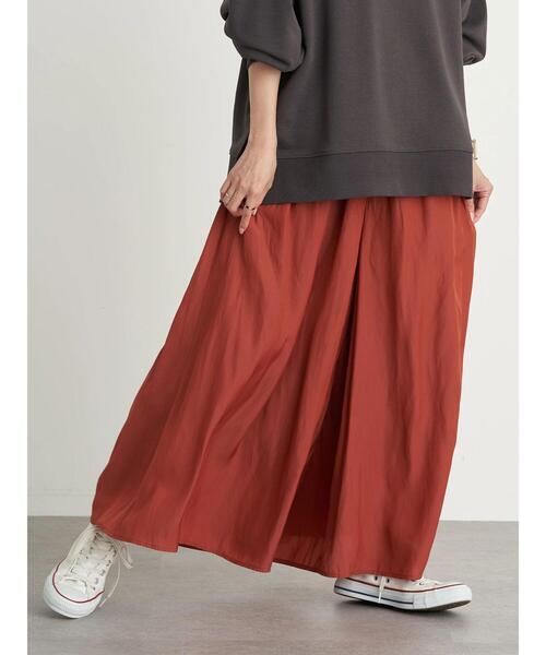 earth music&ecology（アースミュージックアンドエコロジー）の「サテンワイドパンツ ＊（その他パンツ・レディース・チャコールグレー/ダークブルー/ライトベージュ/テラコッタ・FREE）」の15枚目の写真